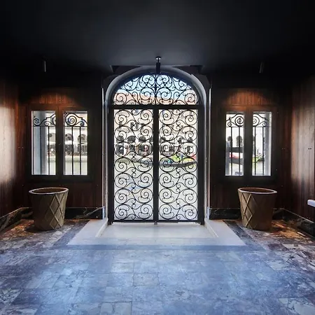 Ca Dadda Terrace At Rialto Bridge -historic Equipped With Comforts Villa