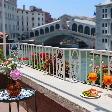 Ca Dadda Terrace At Rialto Bridge -historic Equipped With Comforts Veneza