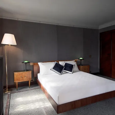 Ca Dadda Terrace At Rialto Bridge -historic Equipped With Comforts Villa