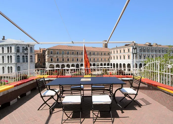 Ca Dadda Terrace At Rialto Bridge -historic Equipped With Comforts 빌라