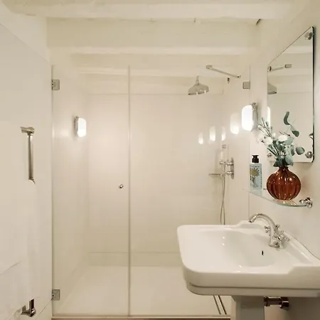 Ca Dadda Terrace At Rialto Bridge -historic Equipped With Comforts