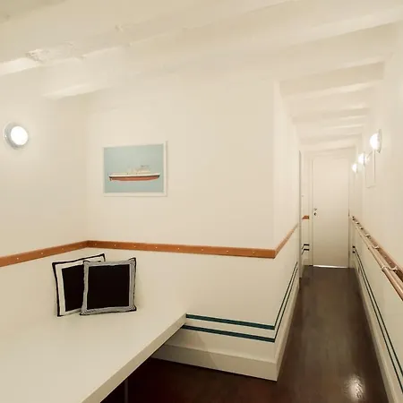 Villa Ca Dadda Terrace At Rialto Bridge -historic Equipped With Comforts *