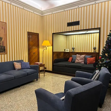 Ca Dadda Terrace At Rialto Bridge -historic Equipped With Comforts Вилла