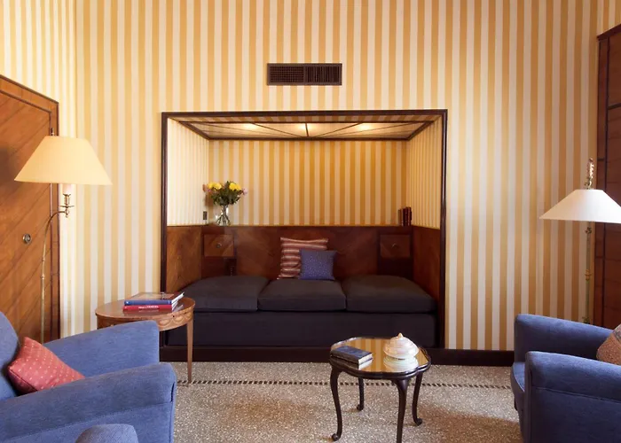 Ca Dadda Terrace At Rialto Bridge -historic Equipped With Comforts Villa *