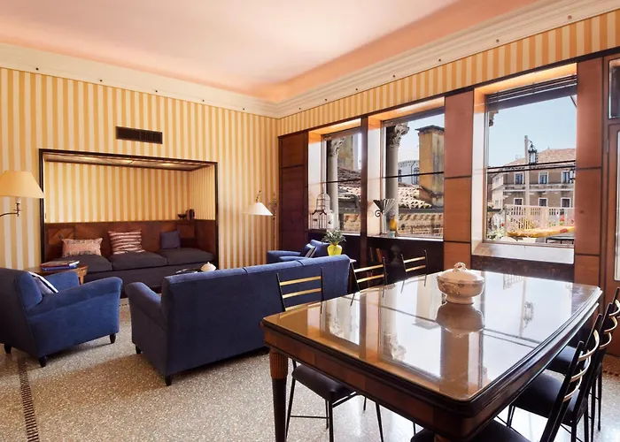 Ca Dadda Terrace At Rialto Bridge -historic Equipped With Comforts ונציה
